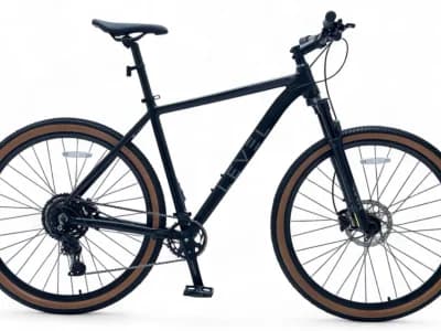 Level Revolt 1.0 29 2025 черный, матовый