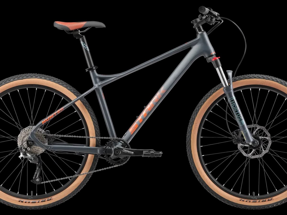 Фото 1 — Stark 25 Hunter 27.3 HD 2025 антрацит матовый/оранжевый металлик антрацит матовый/оранжевый металлик